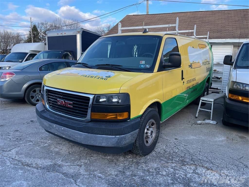 GMC Savana Busy / Vany
