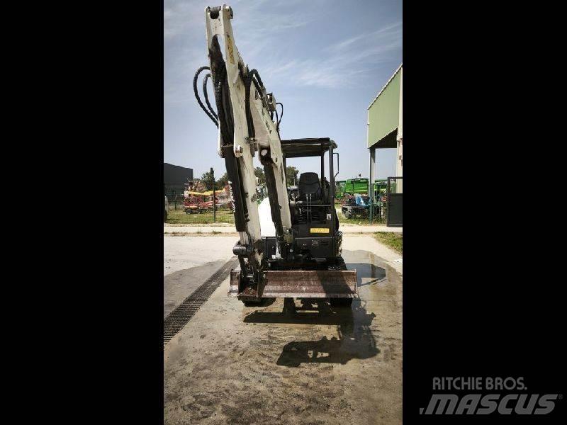 Bobcat E34 Minikoparki
