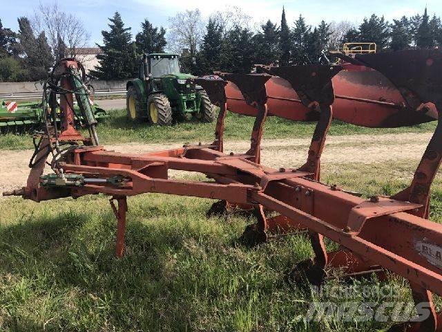 Kverneland LF8 Pługi