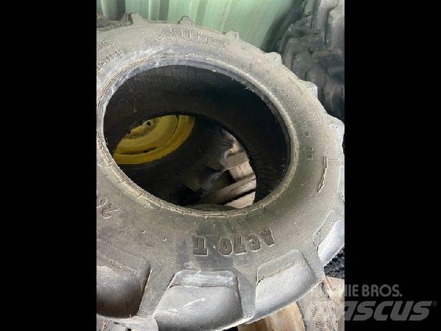 Mitas 260/70R16 Maszyny rolnicze - Inne