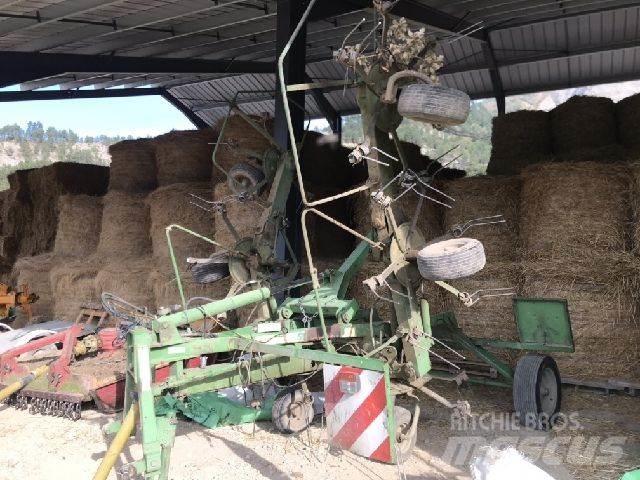 Stoll SPEED 680 Zgrabiarki i przetrząsacze