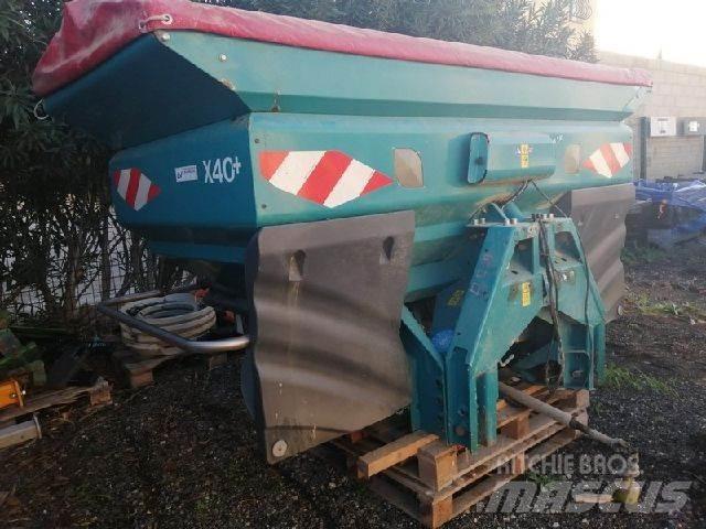 Sulky X40 Rozrzutnik nawozów mineralnych