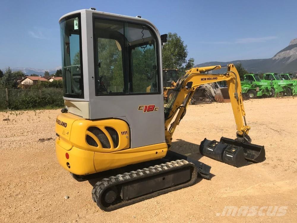 New Holland E18C Minikoparki