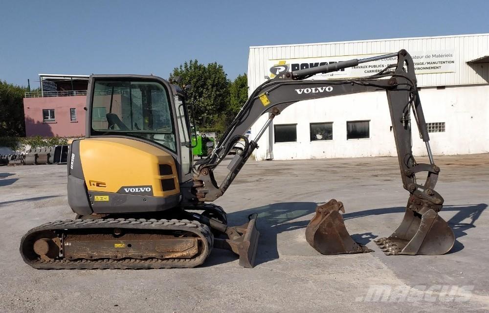Volvo ECR50D Minikoparki