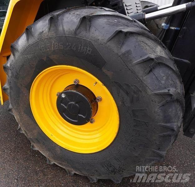 JCB 940-4 Wózki widłowe terenowe