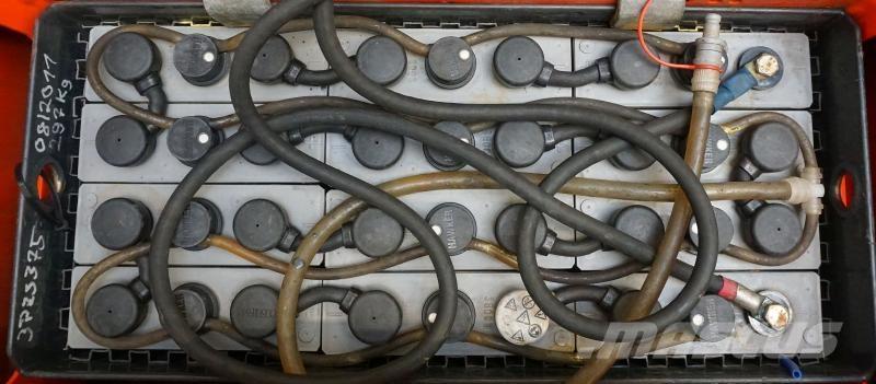 Linde T 30 131 Wózki widłowe unoszące