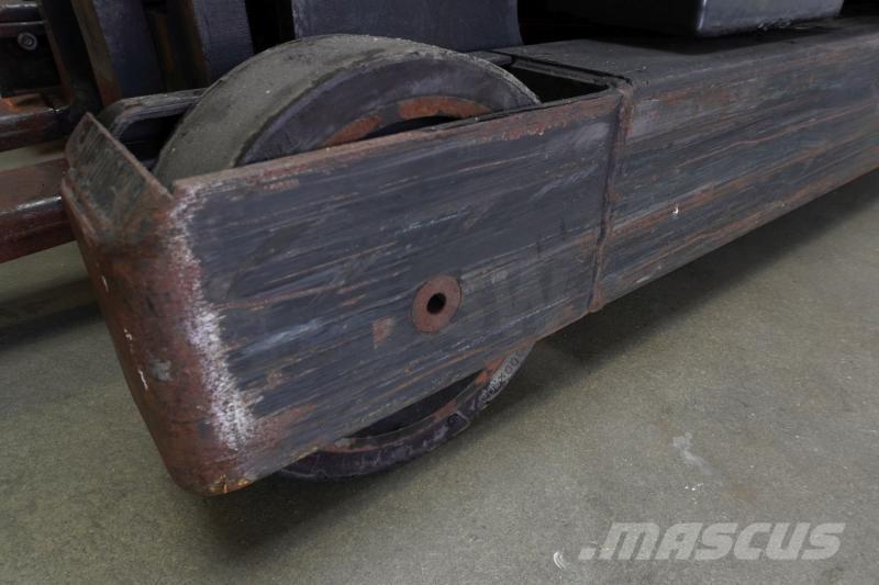 Toyota RRE1/15 Wózki widłowe wysokiego składowania