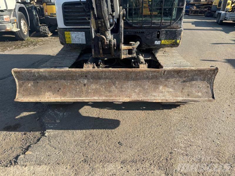 Bobcat E80 Minikoparki