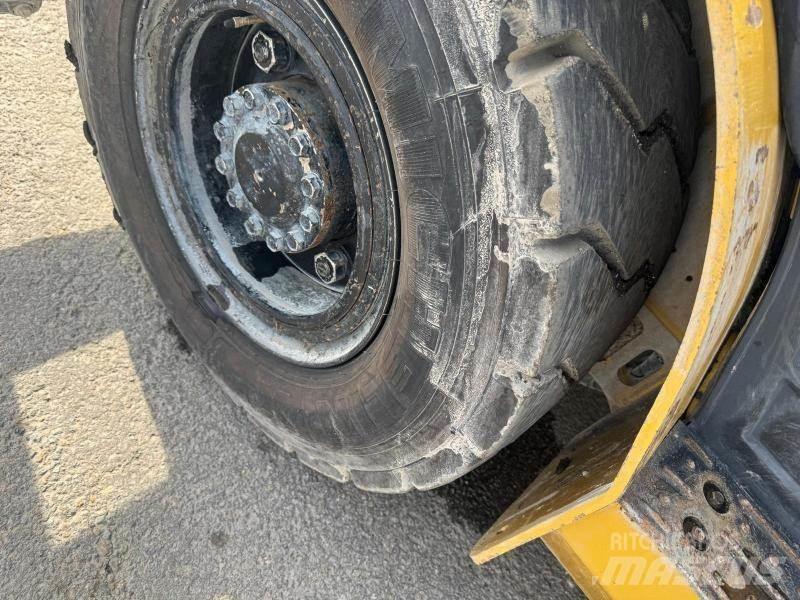 CAT DP45NT Wózki widłowe inne