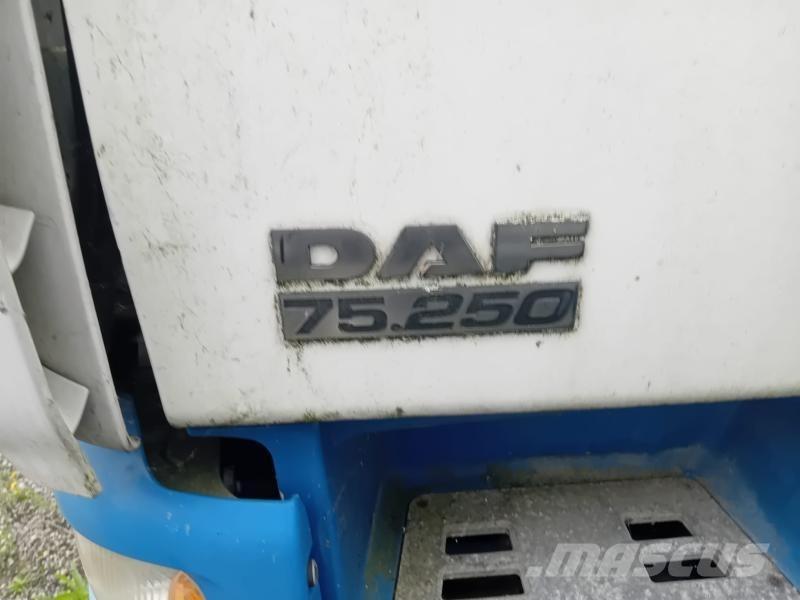 DAF CF Samochody ciężarowe ze skrzynią zamkniętą