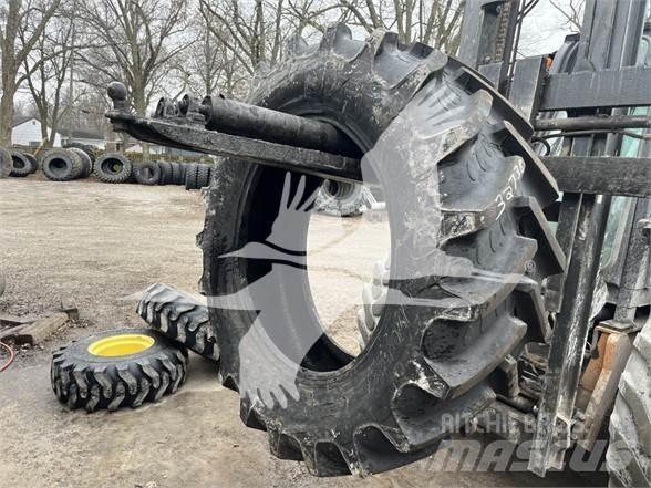 BKT 480/70R34 Maszyny budowlane - Inne