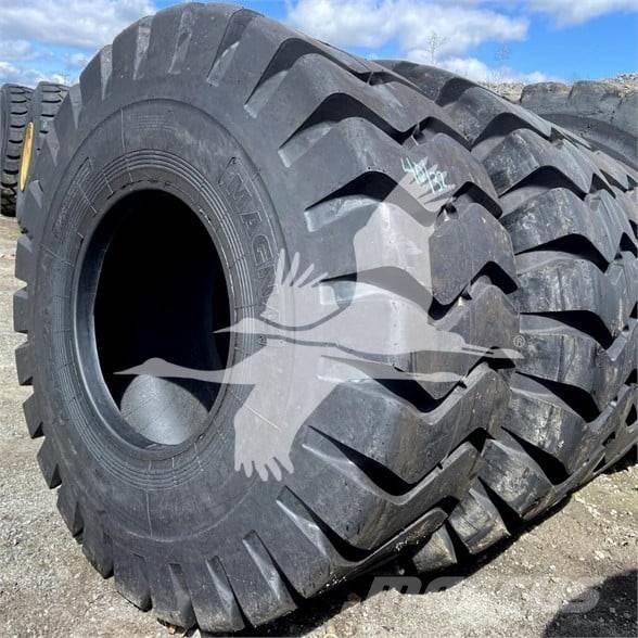  MAGNA 23.5X25 Opony, koła i felgi