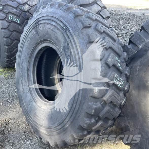  MAXAM 23.5R25 Opony, koła i felgi