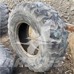 MRF 17.5X25 Opony, koła i felgi