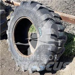 Titan 17.5L24 Opony, koła i felgi