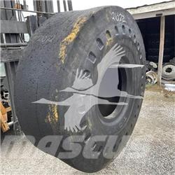 Toyo 26.5X25 Opony, koła i felgi