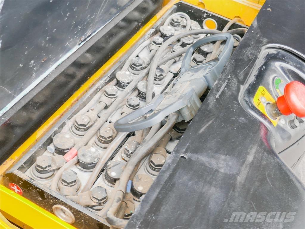 Hyster S 1.4-40 Wózki widłowe unoszące z dyszlem