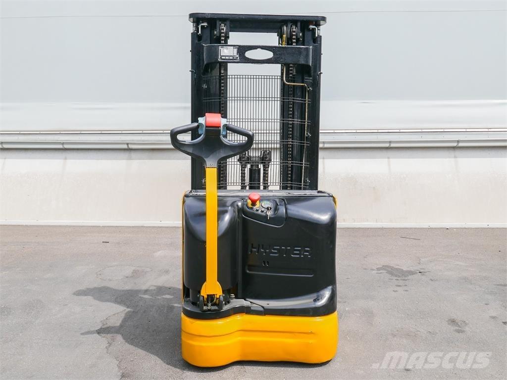 Hyster S 1.4-40 Wózki widłowe unoszące z dyszlem