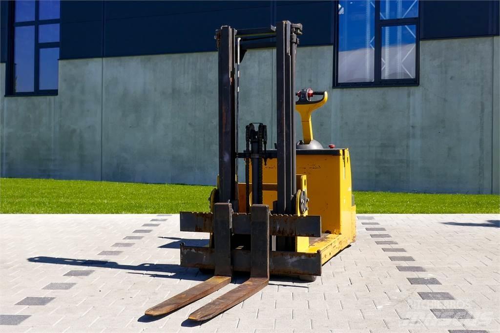 Linde L12 Wózki widłowe unoszące z dyszlem
