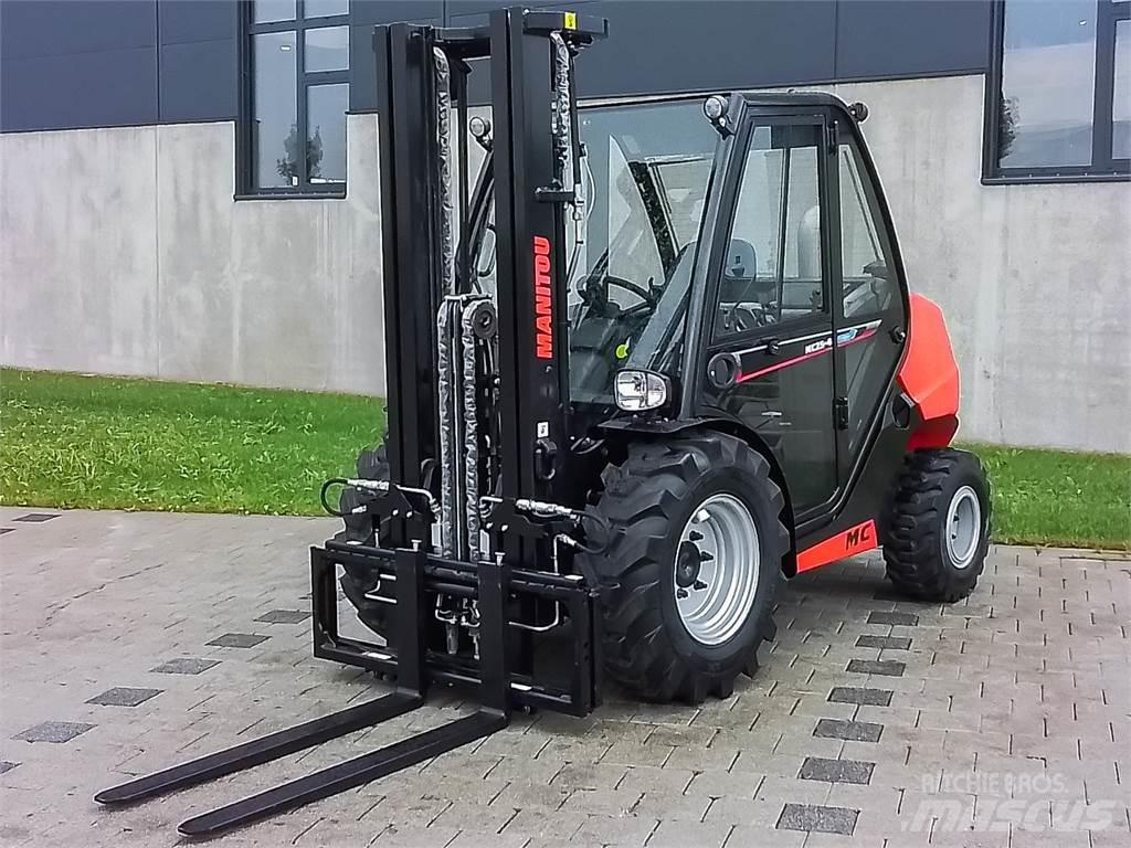 Manitou MC 25-4 Wózki widłowe terenowe