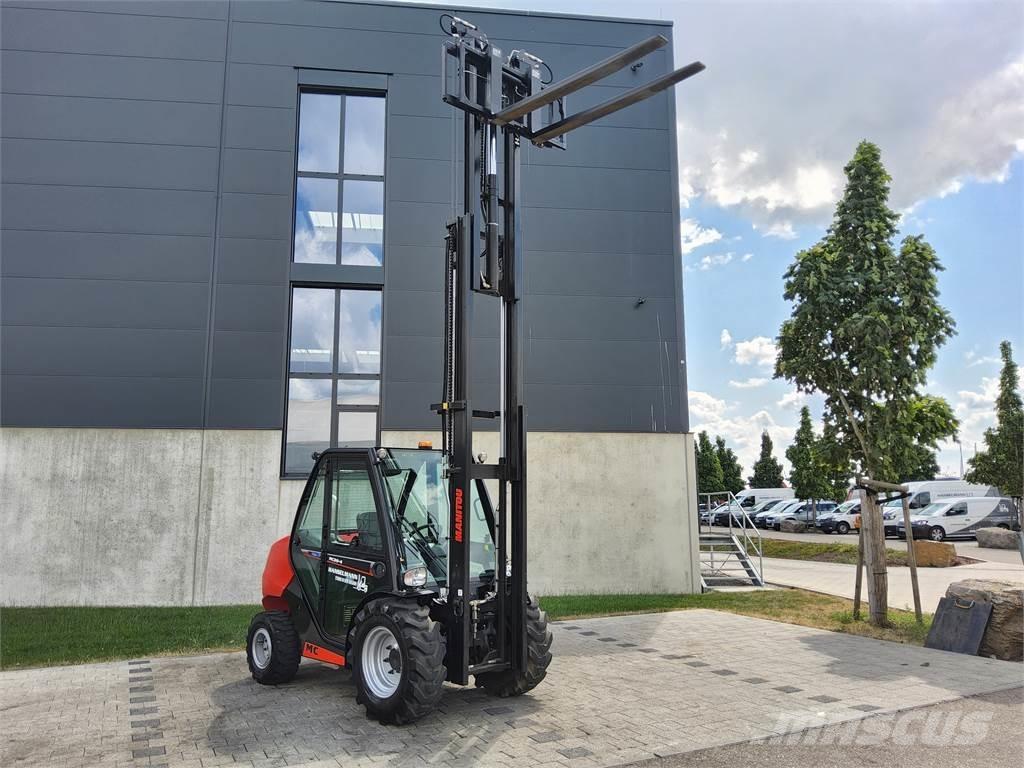 Manitou MC 30-4 Wózki widłowe terenowe
