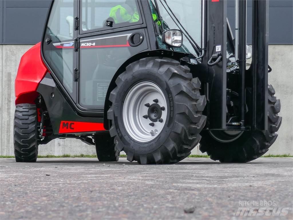 Manitou MC 30-4 Wózki widłowe terenowe