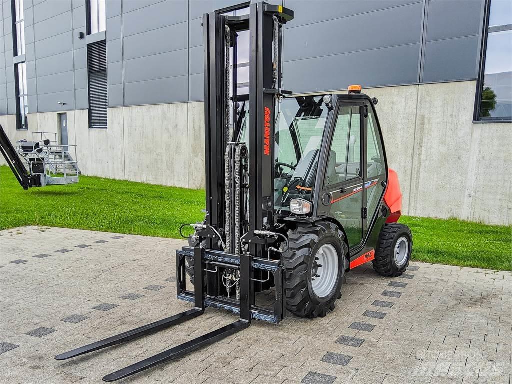 Manitou MC 30-4 Wózki widłowe terenowe
