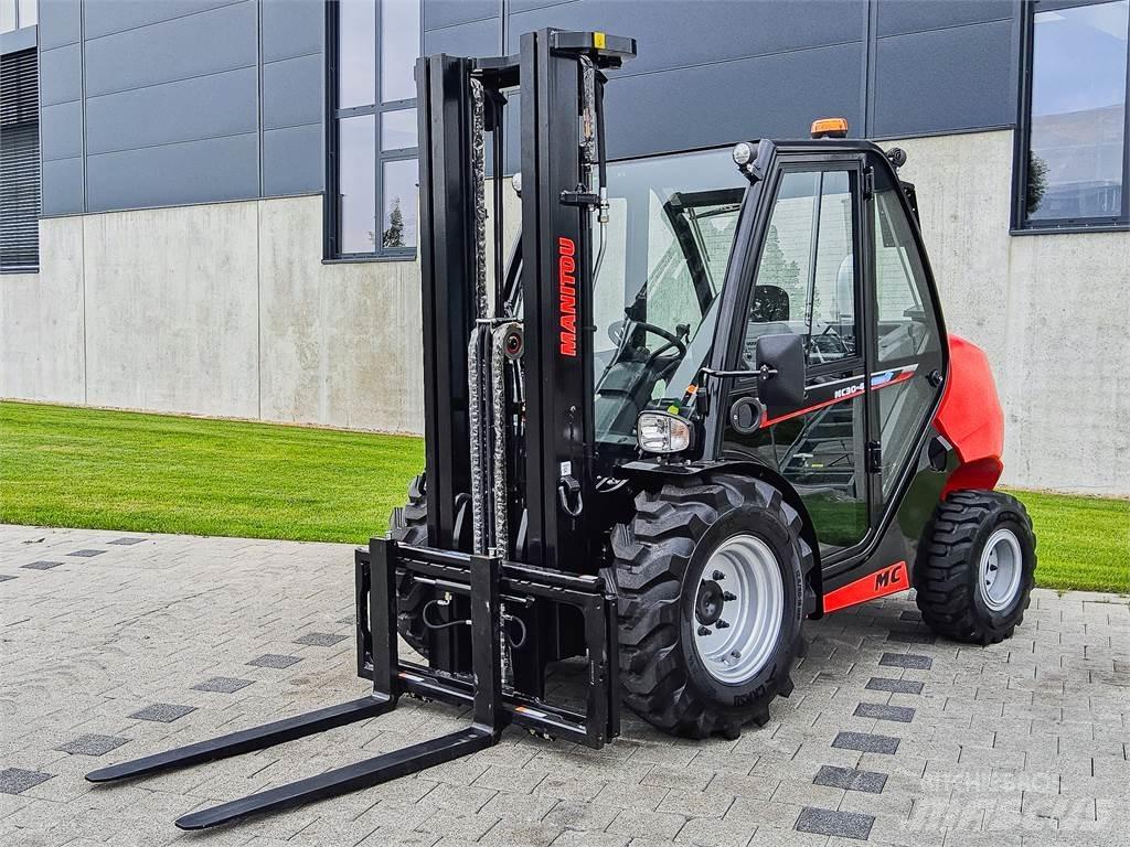 Manitou MC 30-4 Wózki widłowe terenowe
