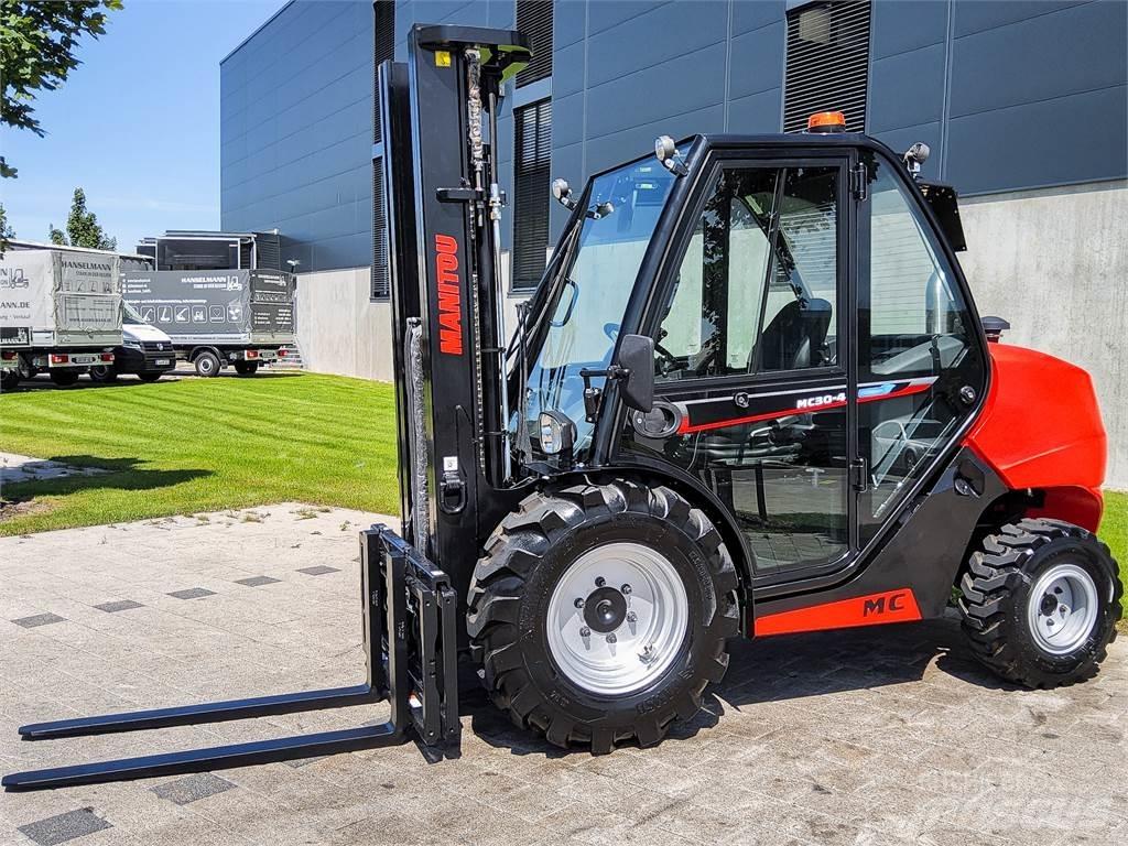 Manitou MC 30-4 Wózki widłowe terenowe