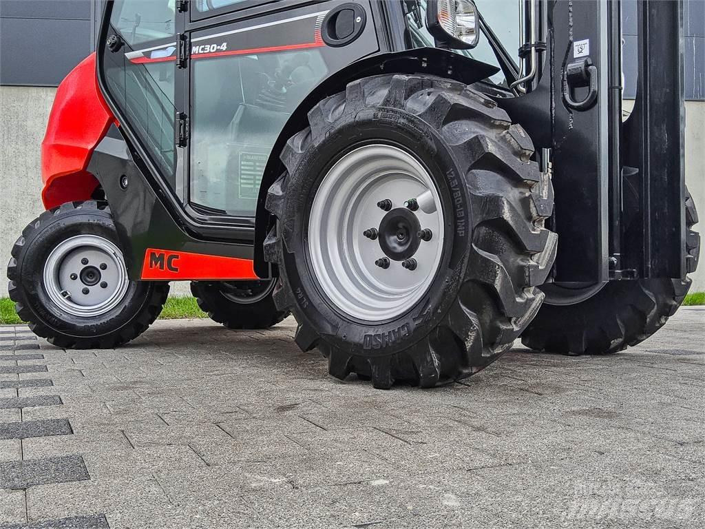 Manitou MC 30-4 Wózki widłowe terenowe
