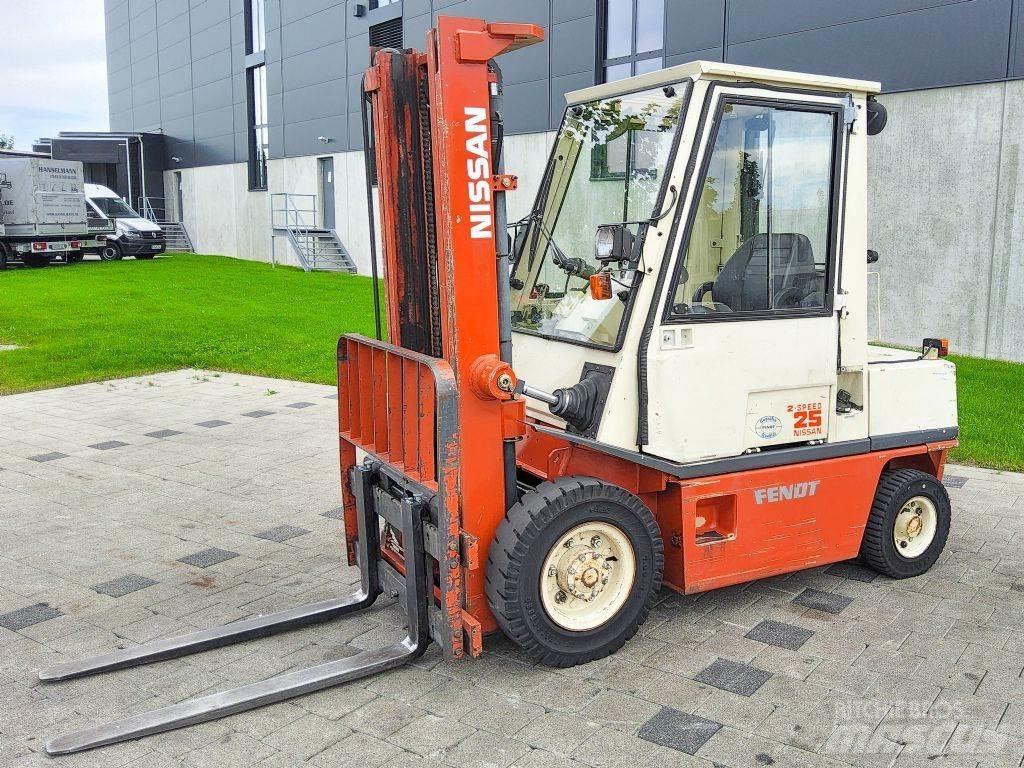 Nissan EH02F25U Wózki Diesla