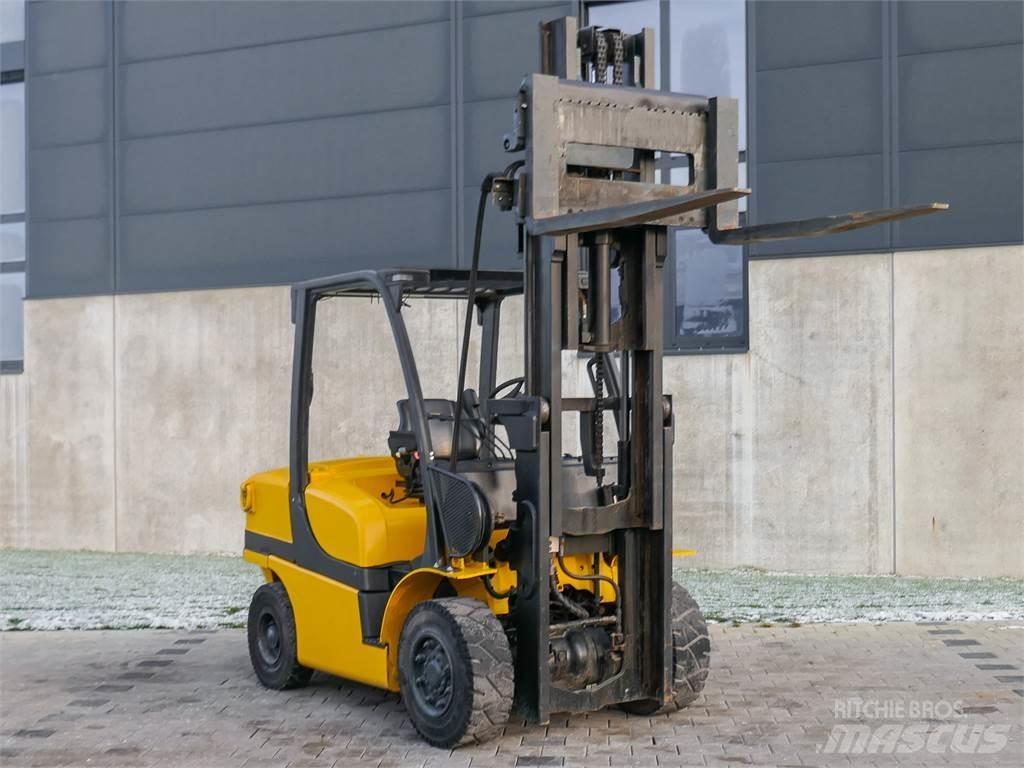 Yale GDP 40VX6 V2471 Wózki Diesla