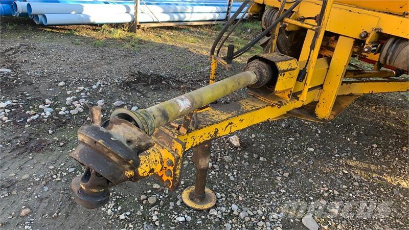 Bredal B 4 Rozrzutnik nawozów mineralnych