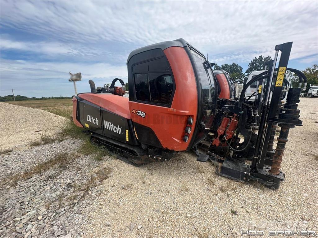 Ditch Witch AT32 Wiertnice horyzontalne