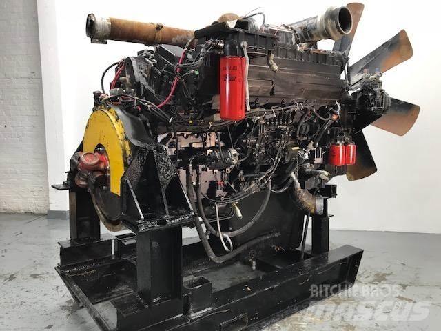Cummins QST30 Silniki