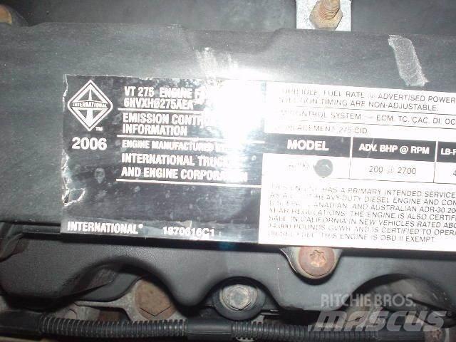 International VT275 Silniki