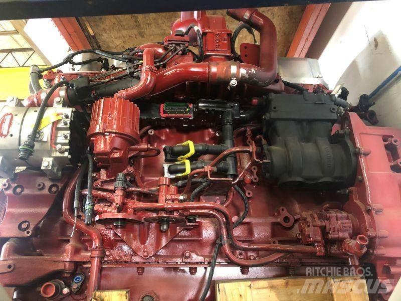 Mack MP7 Silniki