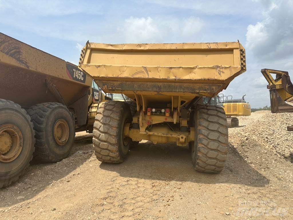 CAT 745 Wozidła przegubowe