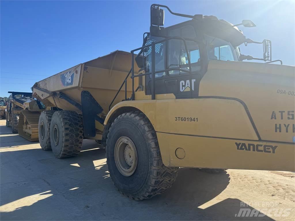 CAT 745 Wozidła przegubowe