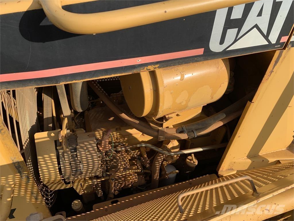 CAT D5M Maszyny budowlane - Inne