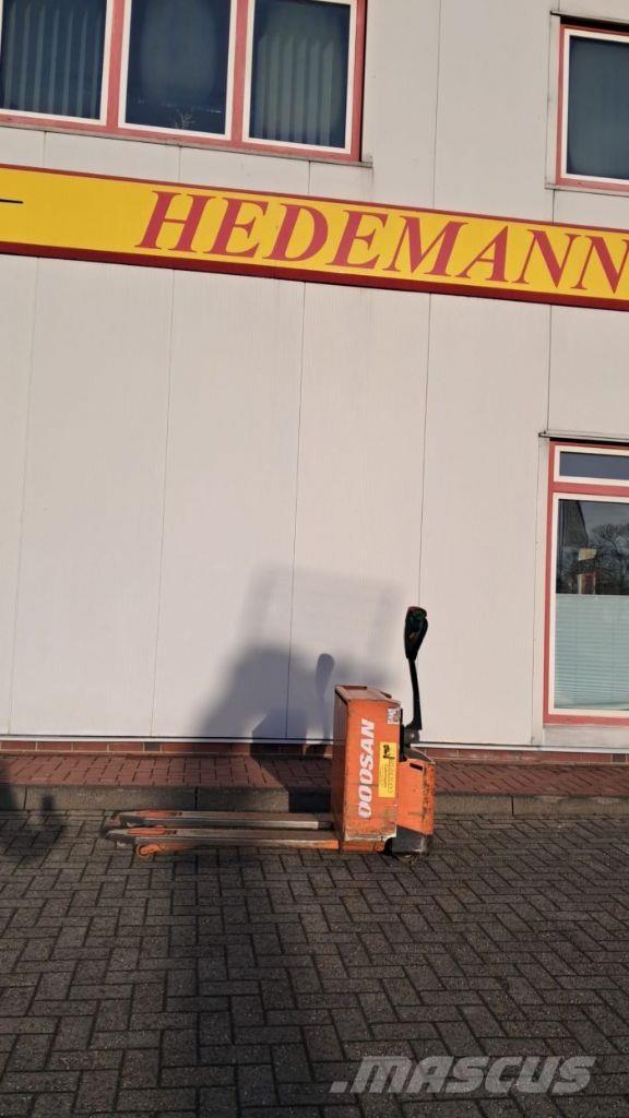 Doosan LEDH18 Wózki paletowe ręczne