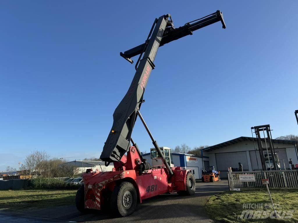 CVS Ferrari F481 Wózki typu Reachstacker