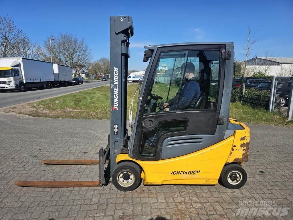 Jungheinrich EFG320 Wózki elektryczne