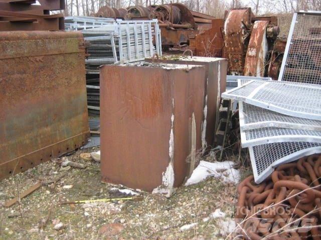  Ballastvægte 4 stk. - 2300 kg Części do dźwigów oraz wyposażenie