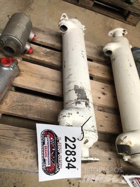 Bowman FD8492 Oliekøler Maszyny budowlane - Inne