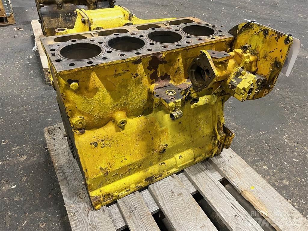 CAT 3304 motorblok Silniki