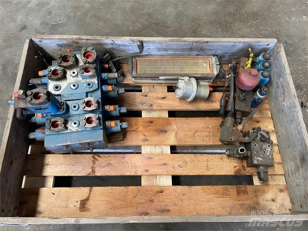  Dele ex. Liebherr LR632 Elektronika