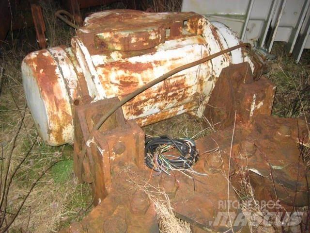 Demag 15 ton Podnośniki, wciągarki i windy towarowe