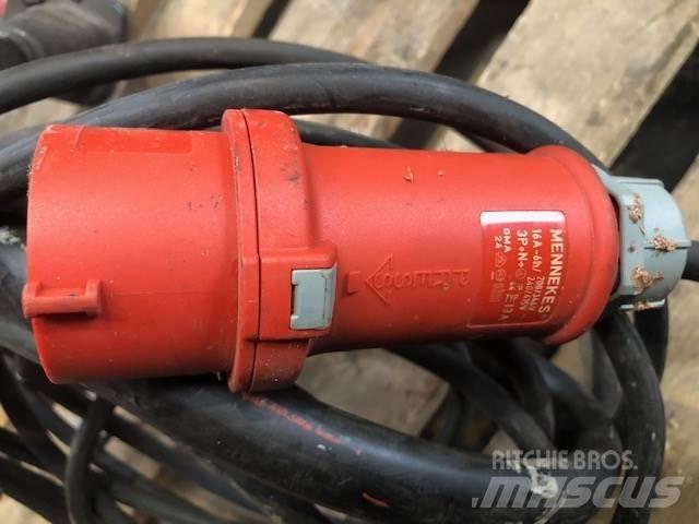 Demag el-talje type PK2N-F Części do dźwigów oraz wyposażenie