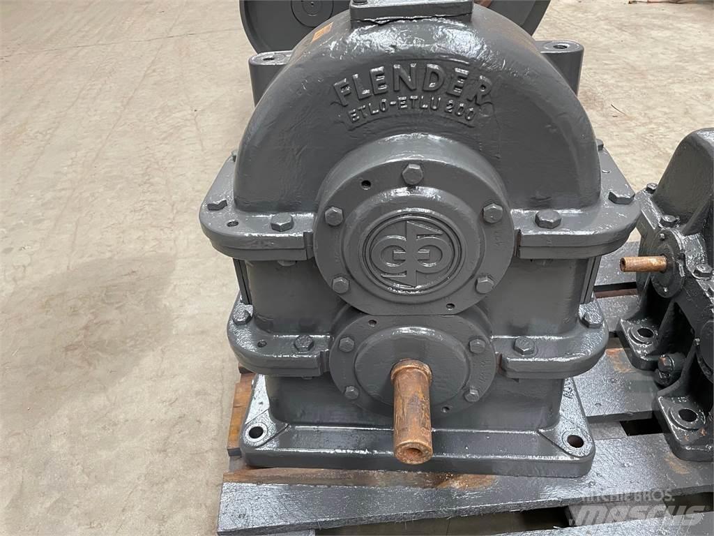 Flender gear - 5,5:1 Przekładnie i skrzynie biegów